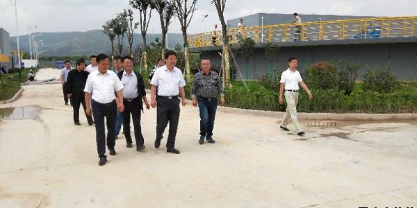 市人大常委會黨組副書記、副主任樊文浩一行調(diào)研泓源公司項目建設情況(圖3)