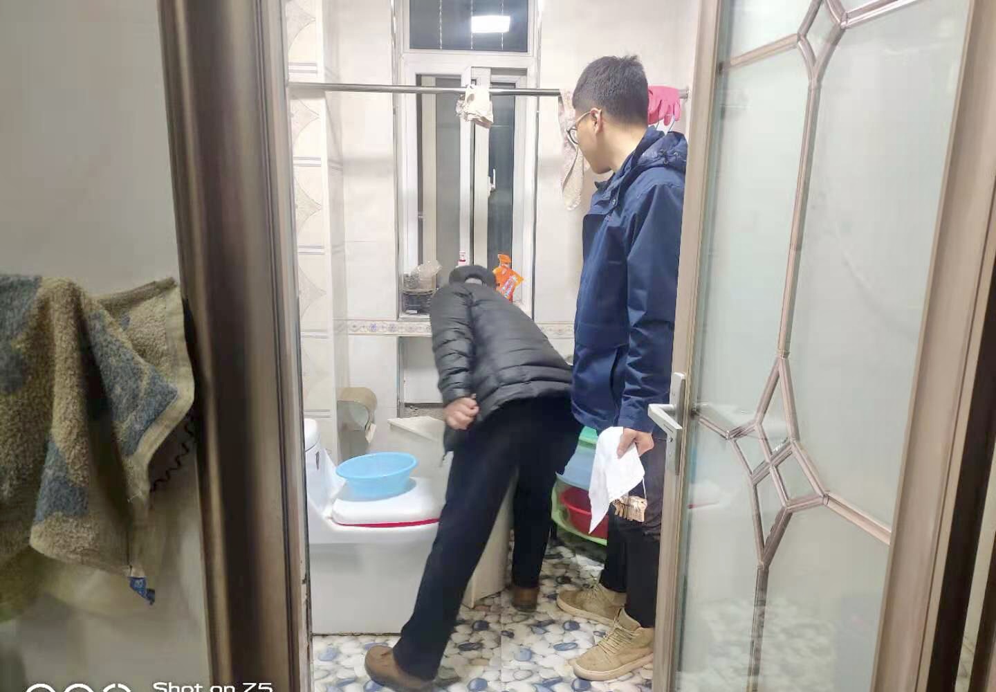 泓源能源供應(yīng)公司扎實(shí)開展“大回訪”活動(dòng)全力保障熱用戶溫暖過冬(圖3) 泓源能源供應(yīng)公司扎實(shí)開展“大回訪”活動(dòng)全力保障熱用戶溫暖過冬(圖3)